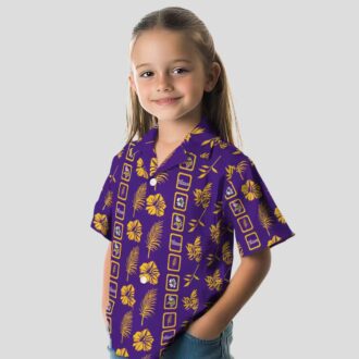 Framed Floral Purple Minnesota Vikings Hawaiian Shirt for Football Lovers
