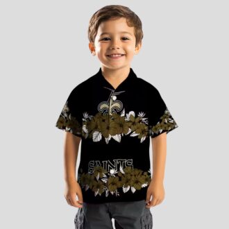 New Orleans Saints Hibiscus Stripe Hawaiian Shirt - Gold Black Theme Outfit