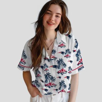 New England Patriots Palm Print Hawaiian Shirt, Summer Beach & Game Day Outfit