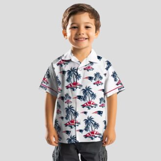 New England Patriots Palm Print Hawaiian Shirt, Summer Beach & Game Day Outfit