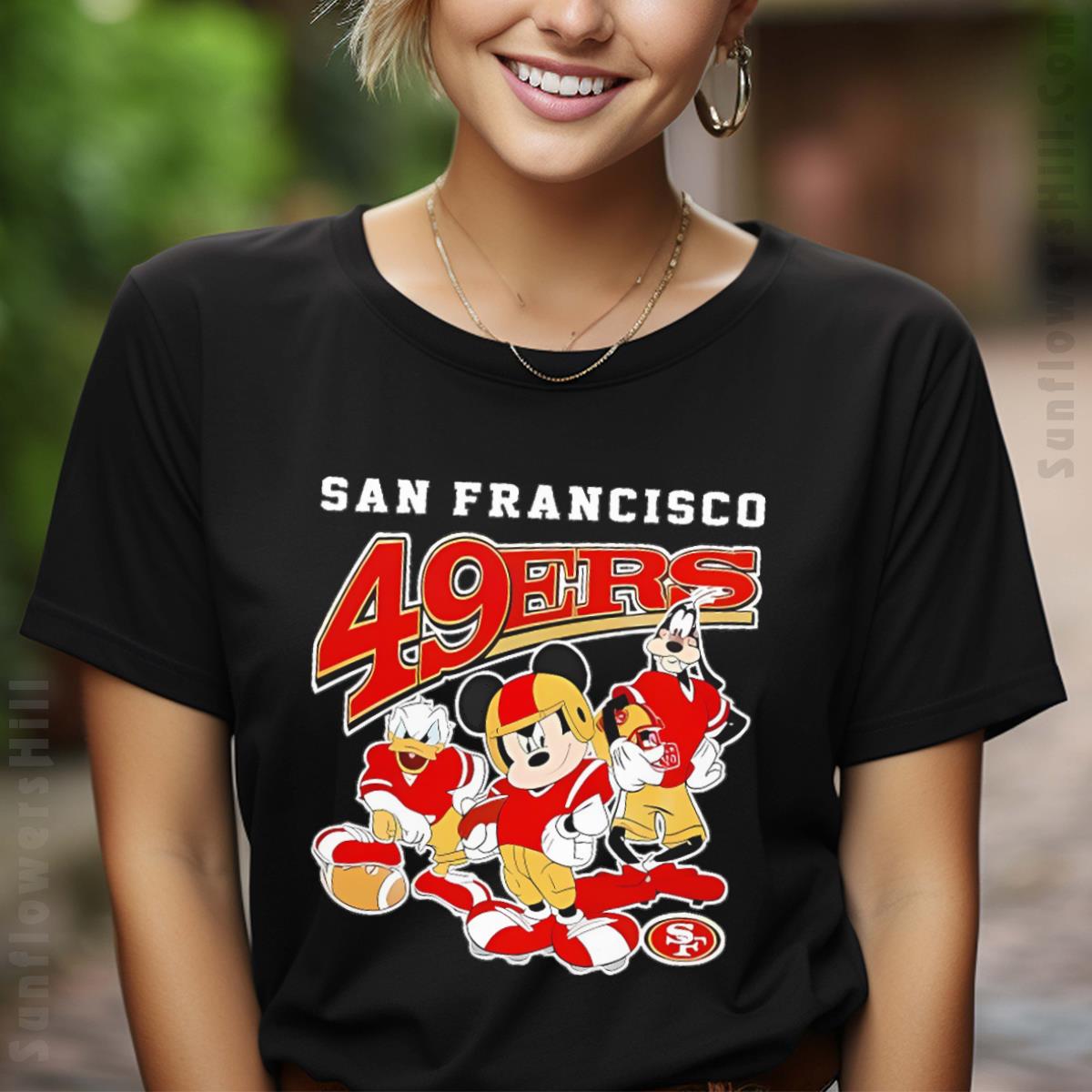 San Francisco 49ers Disney T-Shirt - Mickey & Friends NFL Football Fan Gift