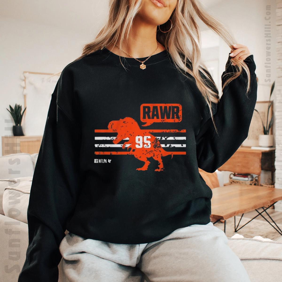 Myles Garrett Rawr 95 Cleveland Browns NFL T-shirt 2025 - Vintage Graphic Design for Fans