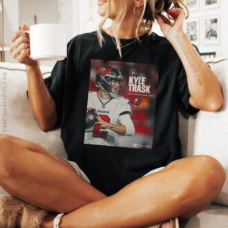 Official Kyle Trask Tampa Bay Buccaneers Re-Sign Poster T-Shirt for NFL Fans