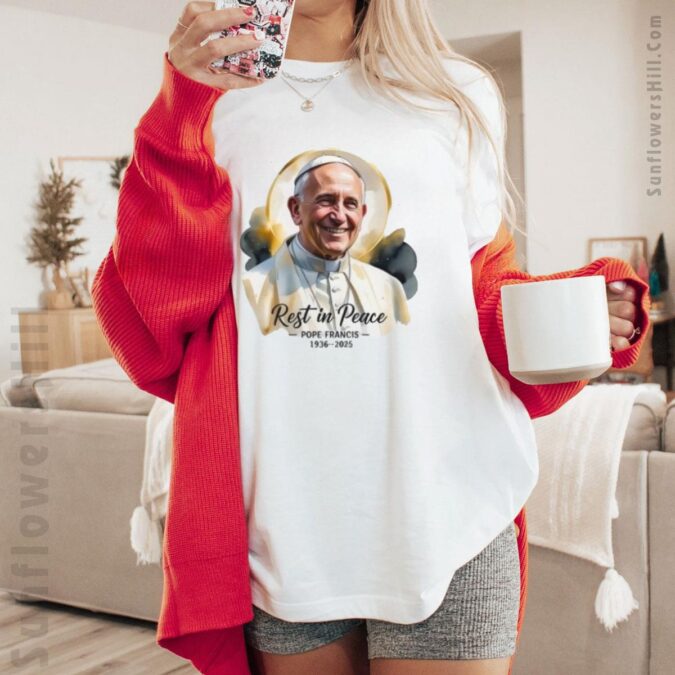 Pope Francis Memorial T-shirt, Rest In Peace 1936-2025 Catholic Tribute Shirt