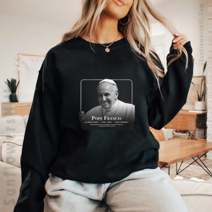 Rest in Peace Pope Francis Shirt - Heaven Welcomes Jorge Mario Bergoglio 1936 - 2025 Tee