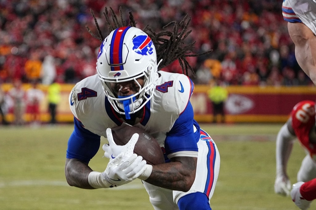 Buffalo Bills RB James Cook breaks a run during the Divisional Playoff game vs. the Baltimore Ravens at Orchard Park on January 19, 2025