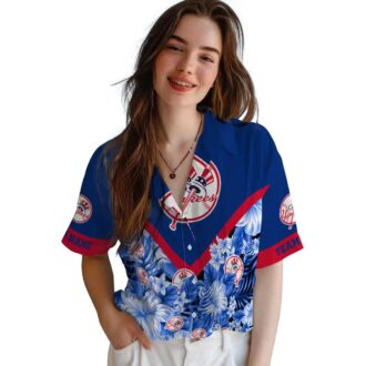 Men’s New York Yankees Tropical Chevron Shirt - Floral Navy Aloha Summer Outfit